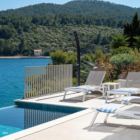 Villa Lavanda & Maslina Two Pools - Near Sea